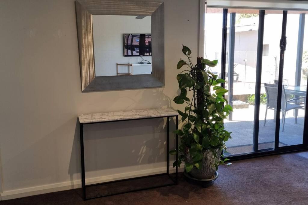 Guest Suite In Duffy Weston Creek المظهر الخارجي الصورة